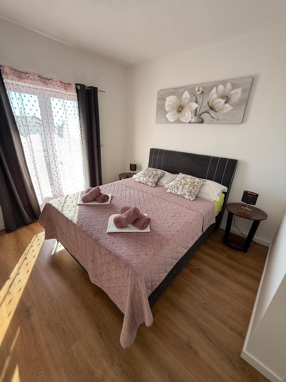 Apartments Matic Baška Voda エクステリア 写真