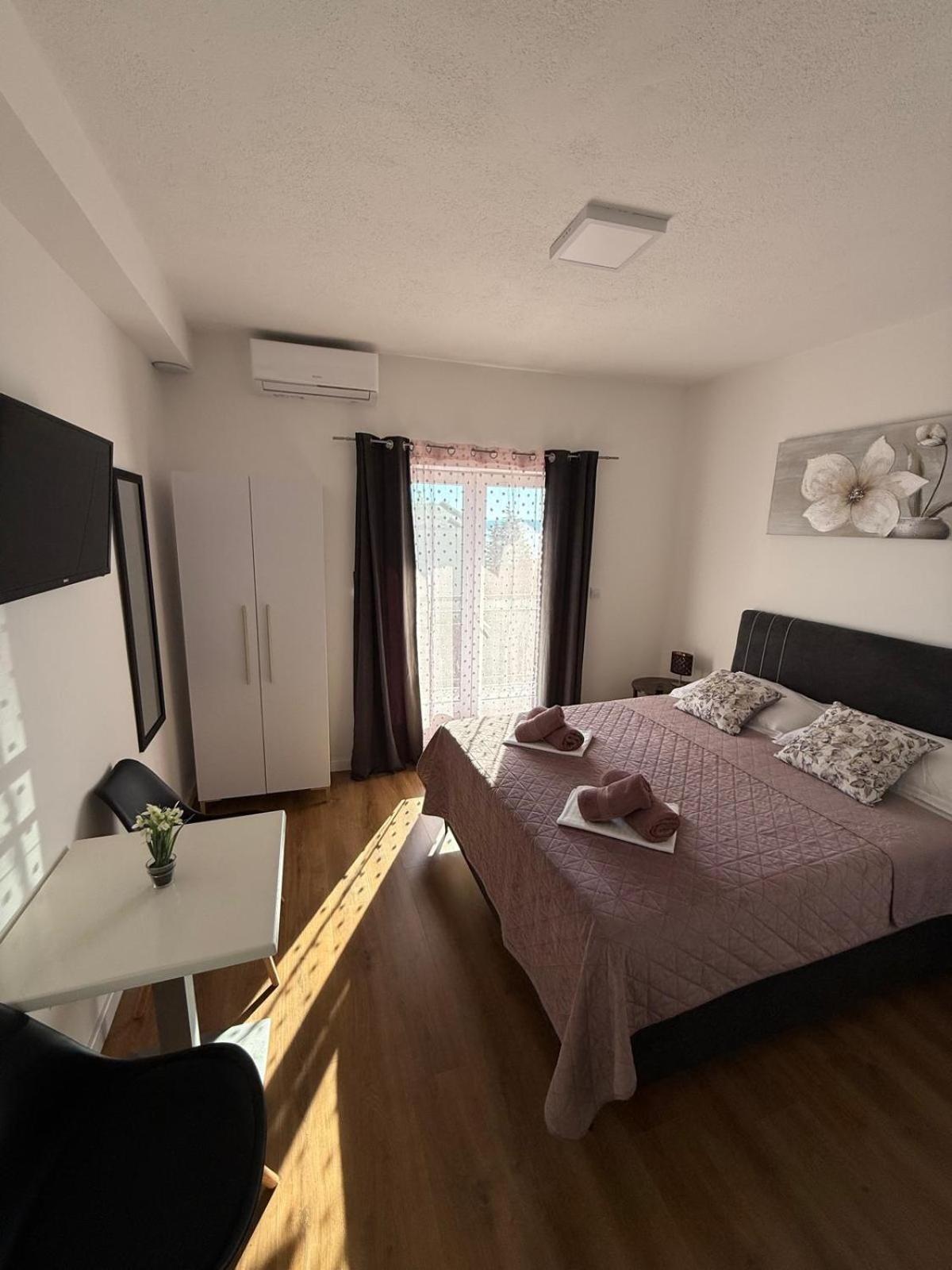 Apartments Matic Baška Voda エクステリア 写真