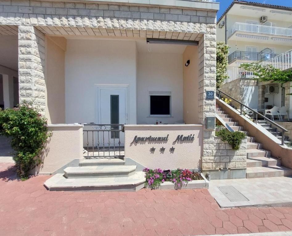 Apartments Matic Baška Voda エクステリア 写真
